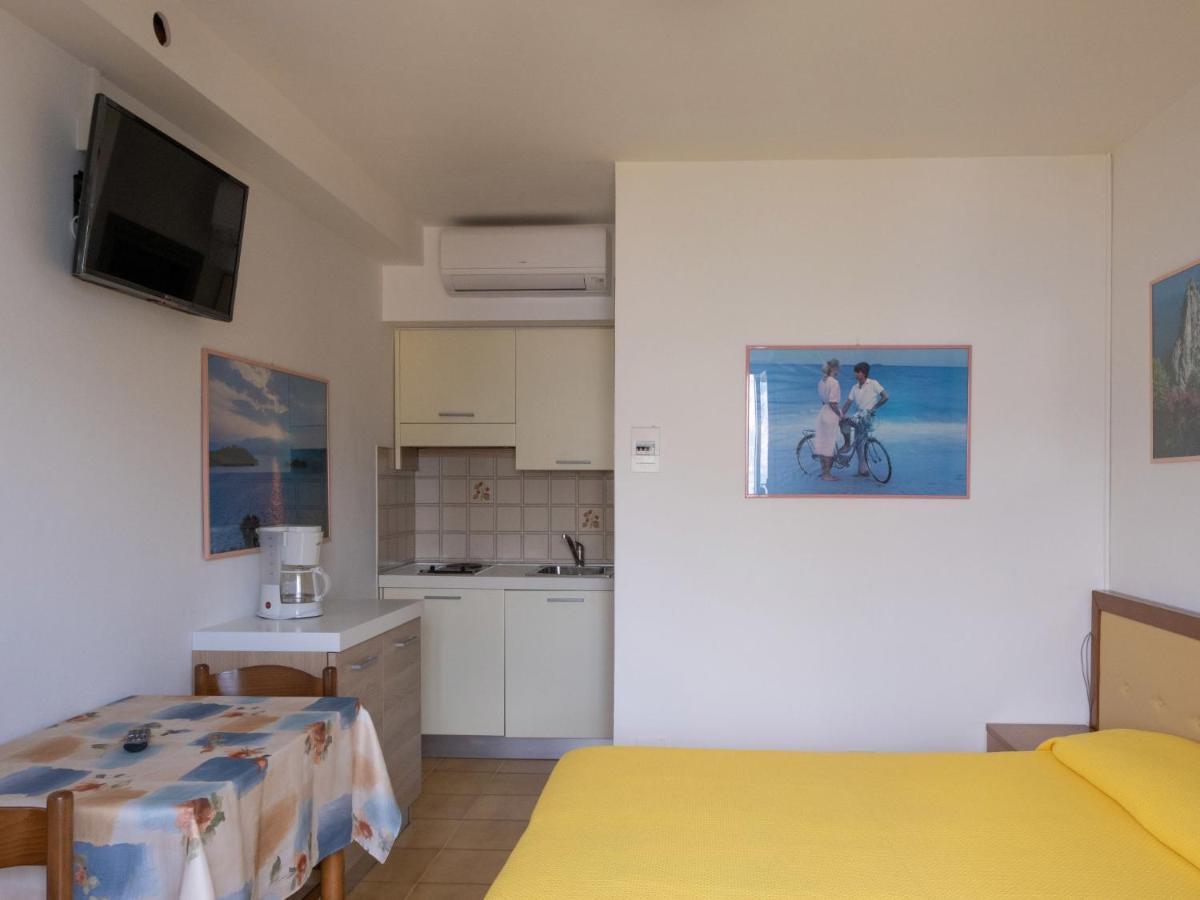 Locazione Turistica Casa Maria-5 By Interhome Assenza di Brenzone Eksteriør billede